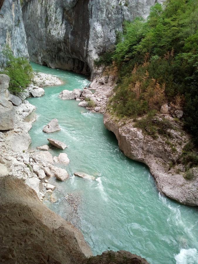 Campasun Camping De L'Aigle Aiguines Zewnętrze zdjęcie
